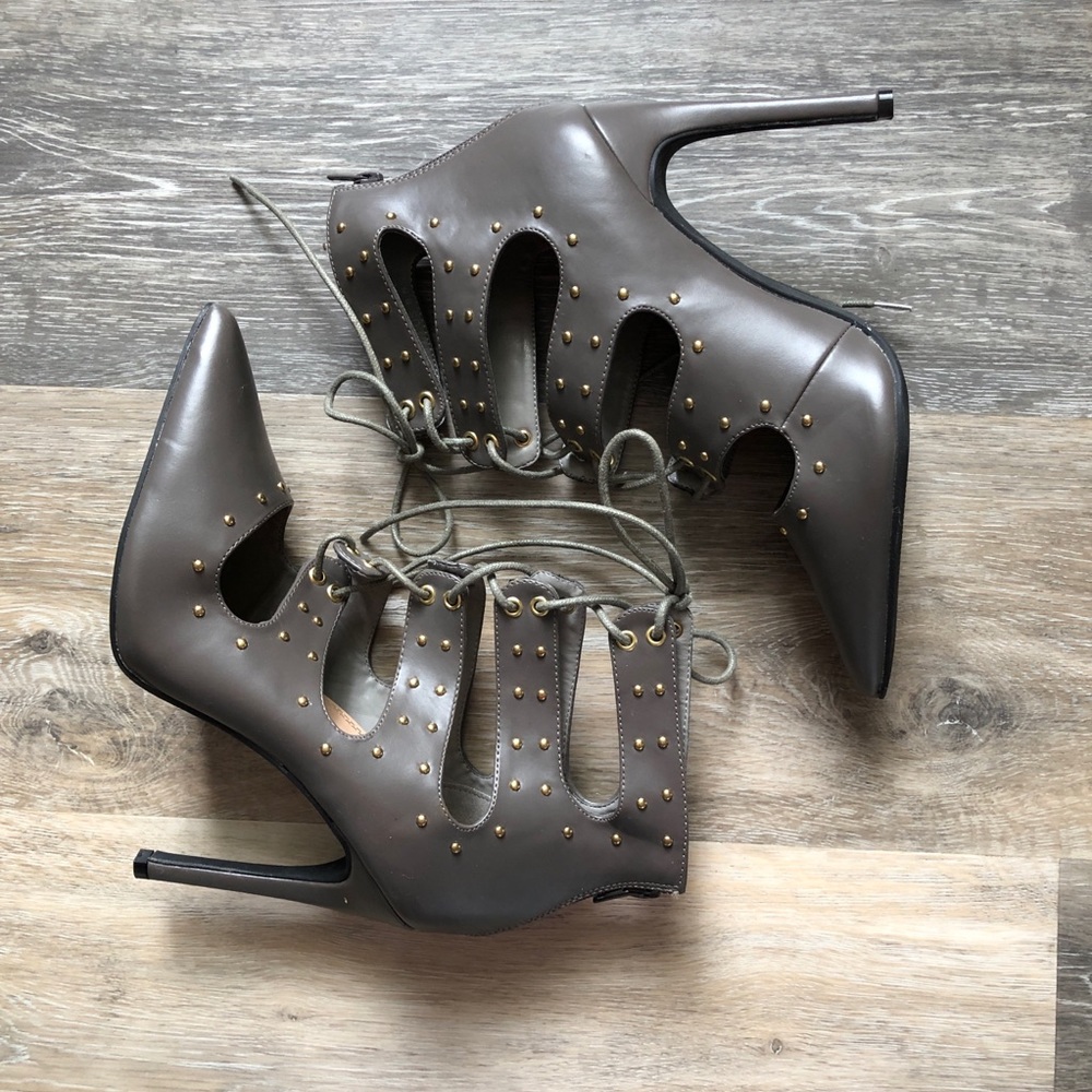 Izabella Rue Heels